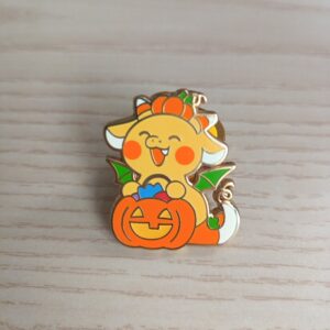 artist design pumpkin lantern hard enamel pin of Halloween with glitter effect,silkprint on the face